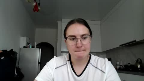 lunavelvet3 online show from 10.29.25