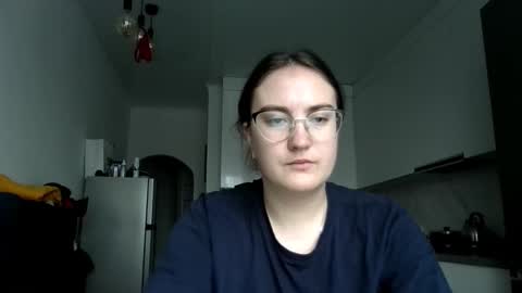 lunavelvet3 online show from 11.17.25