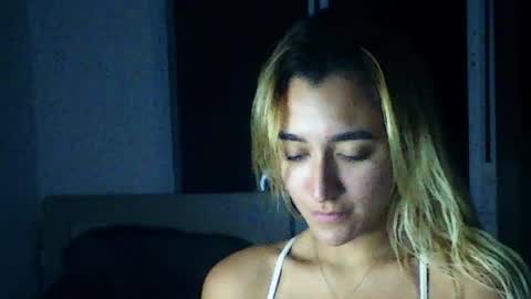 Snapshot of lunavelvvet chatting on 07.28.26 lunavelvvet online show from 07.28.26
