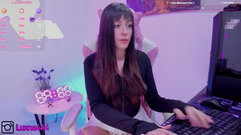   online show from 11.25.25