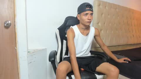 lunay_bigcock420 online show from 09.29.25