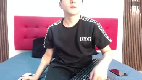 lunaydream online show from 04.24.26