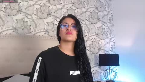 Luna and Kian online show from 04.18.26