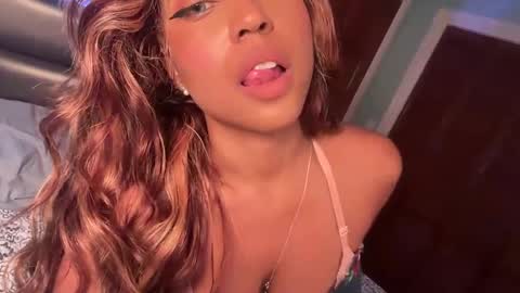 lunchboxgirl online show from 09.09.25