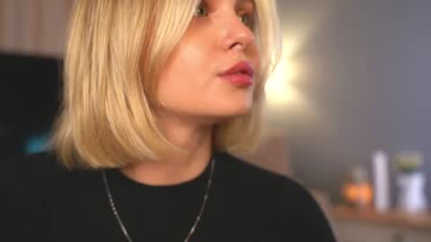 Evi online show from 05.10.26