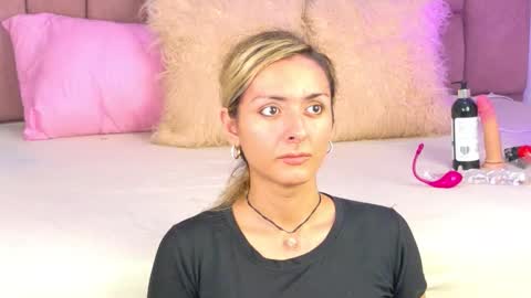 lunitadiva online show from 12.04.25