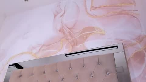 lunna__tylor online show from 02.15.26