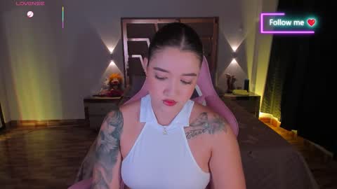 LUNA ROSE online show from 03.20.26