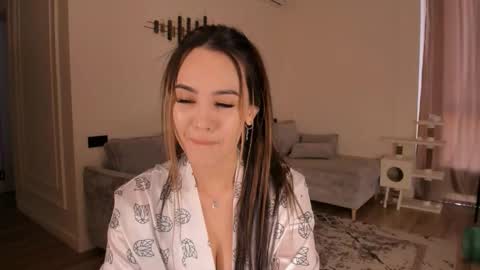 Snapshot of lunnar_jade chatting on 01.13.26 Jade online show from 01.13.26