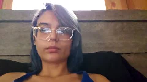 Snapshot of lunobbione chatting on 10.13.25 Lunobbione online show from 10.13.25