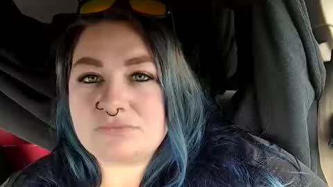 Luscious Lynn online show from 11.14.25