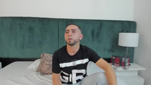 Lushian And Luna online show from 11.01.25