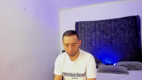 Snapshot of lushian_luna chatting on 06.12.26 Lushian And Luna online show from 06.12.26