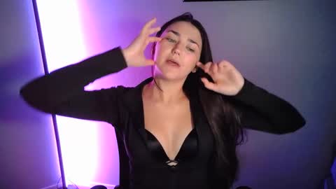 lushlolly online show from 01.21.25