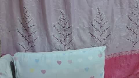 Snapshot of lushpinay chatting on 12.24.24 LushPinay online show from 12.24.24