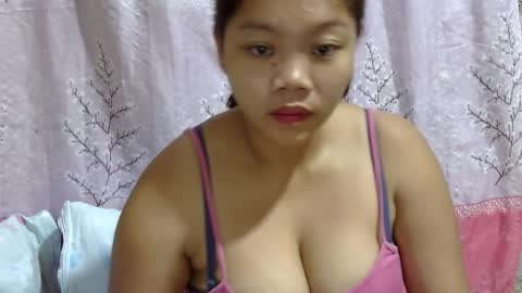 Snapshot of lushpinay chatting on 01.16.25 LushPinay online show from 01.16.25