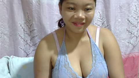 Snapshot of lushpinay chatting on 02.18.25 LushPinay online show from 02.18.25