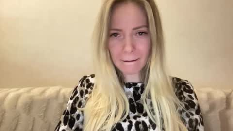 lusiluv online show from 02.20.26