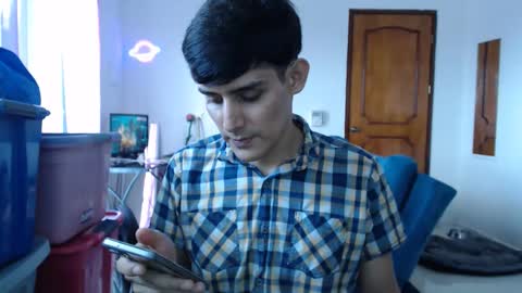 Snapshot of lusrodri chatting on 10.12.25 Sebastian E. online show from 10.12.25