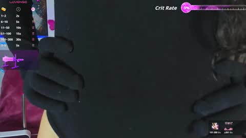 Snapshot of lussiewillow chatting on 10.15.25 Lussie online show from 10.15.25