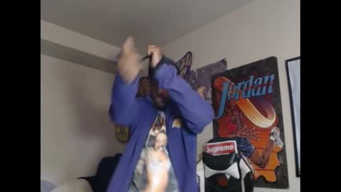 Snapshot of lust_j chatting on 12.11.24 LUST online show from 12.11.24