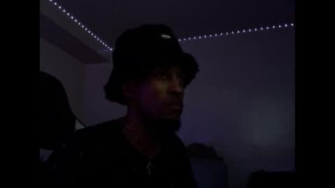 Snapshot of lust_j chatting on 09.22.25 LUST online show from 09.22.25