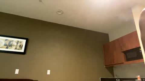 Snapshot of lust_j chatting on 12.01.25 LUST online show from 12.01.25