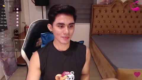 Snapshot of lustdesirex19 chatting on 02.12.25 David online show from 02.12.25