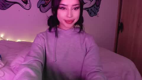 Snapshot of lustful_aprilx chatting on 12.27.24 Valerie April online show from 12.27.24