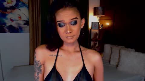 AdriannaFowks online show from 02.16.25