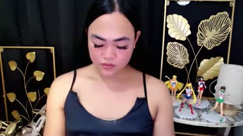 Trina online show from 04.10.26