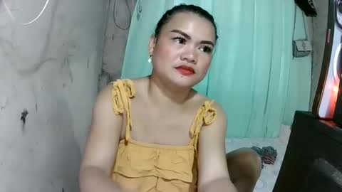 Snapshot of lusty_babe25 chatting on 06.11.26 Flora Mae online show from 06.11.26
