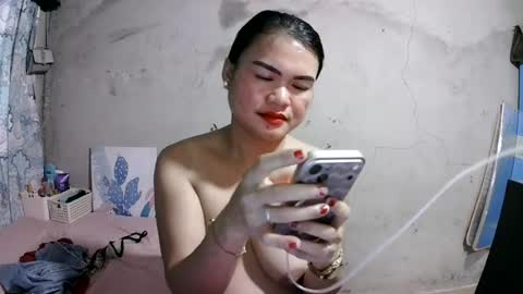 Snapshot of lusty_babe25 chatting on 07.19.26 Flora Mae online show from 07.19.26