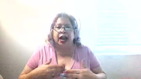 lustyNbusty online show from 10.29.25