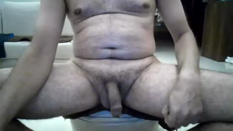 Snapshot of lustyhunk95 chatting on 07.31.26 lustyhunk95 online show from 07.31.26