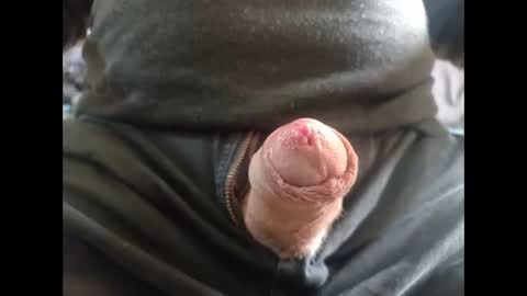 Snapshot of lutorres chatting on 12.05.24 lutorres online show from 12.05.24