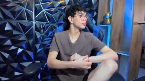 Snapshot of luuck_6 chatting on 03.04.26 luuck online show from 03.04.26