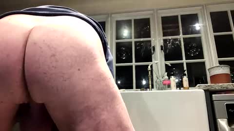 luvcamgirlz online show from 02.06.25