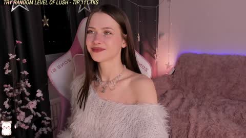 Julia   LuvJuly  online show from 12.12.24