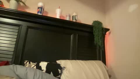 luvrxstarx online show from 12.02.25