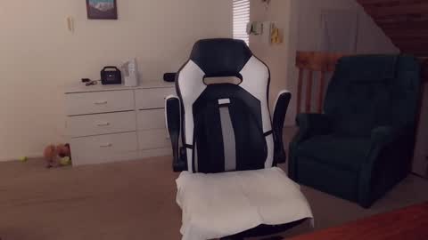 Britney online show from 09.12.25