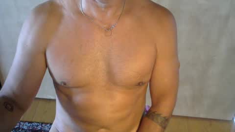 Snapshot of luvzjerkingoff chatting on 09.17.25 luvzjerkingoff online show from 09.17.25