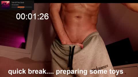 Snapshot of lux_dei chatting on 03.01.25 Im a   -  CAMGUY YOU  LIKE to FUCK online show from 03.01.25