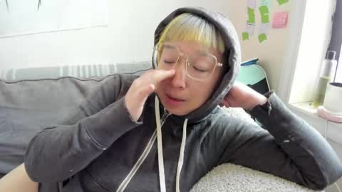 LuxGray online show from 04.24.26