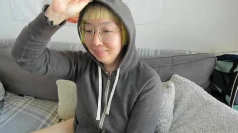 LuxGray online show from 05.05.26