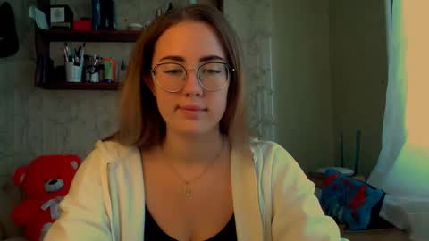 Katie online show from 11.24.25