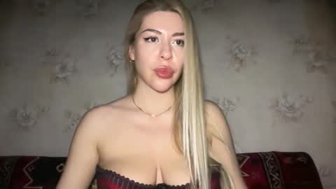 LuxSonyaStar online show from 03.10.26