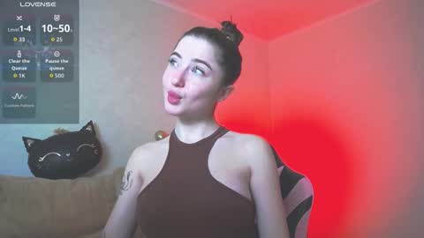 Snapshot of luxuryalma18 chatting on 03.04.26 Alma online show from 03.04.26