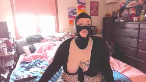 LuxxxInteriorr online show from 12.30.24