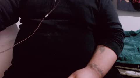 Snapshot of lvcifer_ chatting on 01.22.25 ayoo online show from 01.22.25